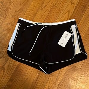 Athleta Colorblocked Short - Womens size 16